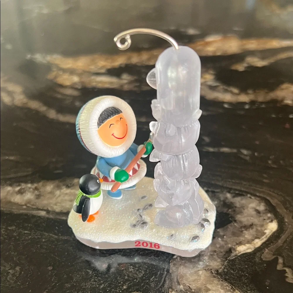 Vintage Hallmark 2016 Frosty Friends #37 Holiday Ornament